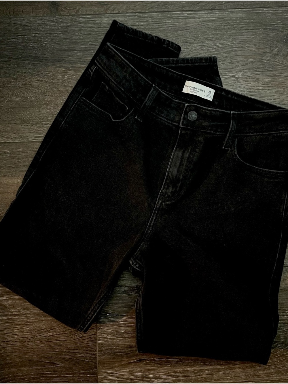 Abercrombie & Fitch Black The Skinny High Rise Jeans - Picture 2 of 3